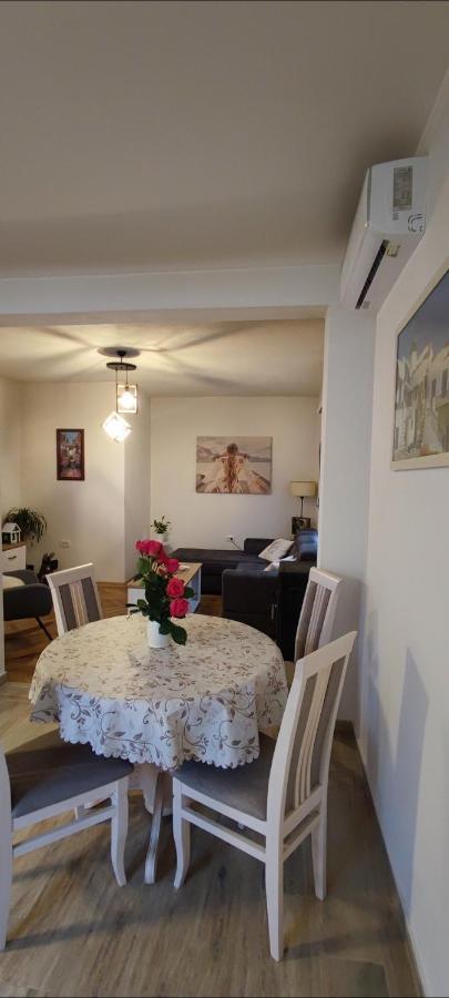 Dika Apartment Бар Экстерьер фото